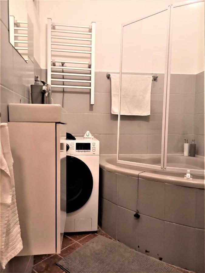 Quiet And Private Studio In The Center Apartment Budapest Exterior photo